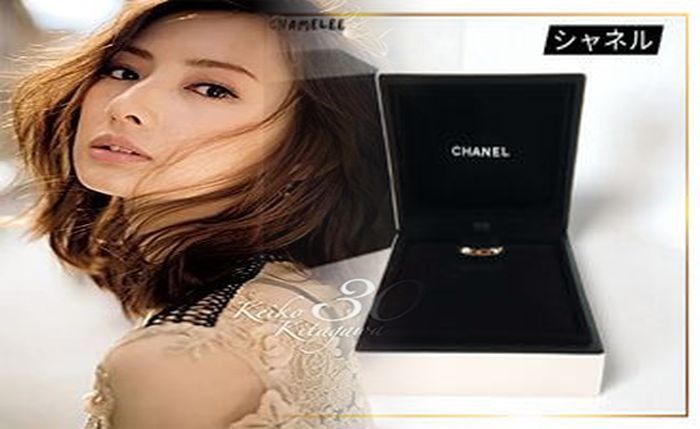 シャネル chanel プードゥル ユニヴェル セル リーブル