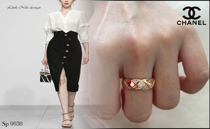 シャネル 指輪 ココ クラッシュ