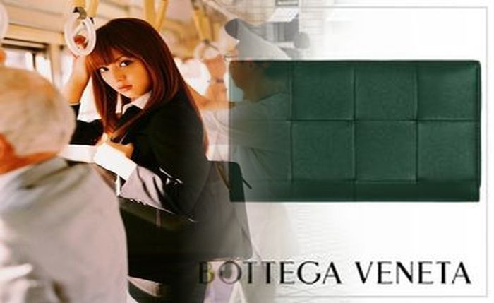 ボッテガ 財布 レディース 三 つ折り