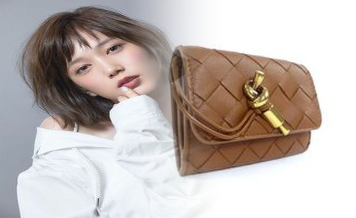 ボッテガ 財布 メンズ ネイビー