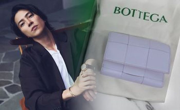ボッテガ 二 つ折り 財布 小銭 入れ なし