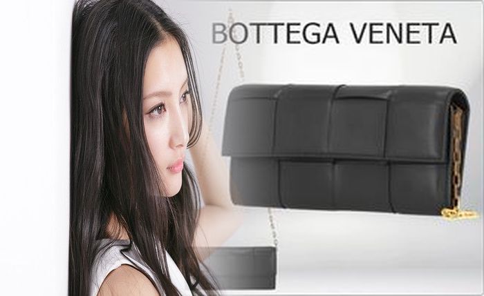 ボッテガ イントレ チャート 財布