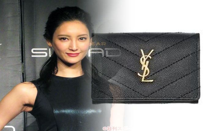 モノグラム サン ローラン 財布