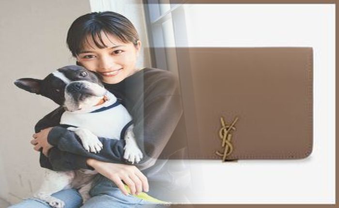 モノグラム サン ローラン 財布