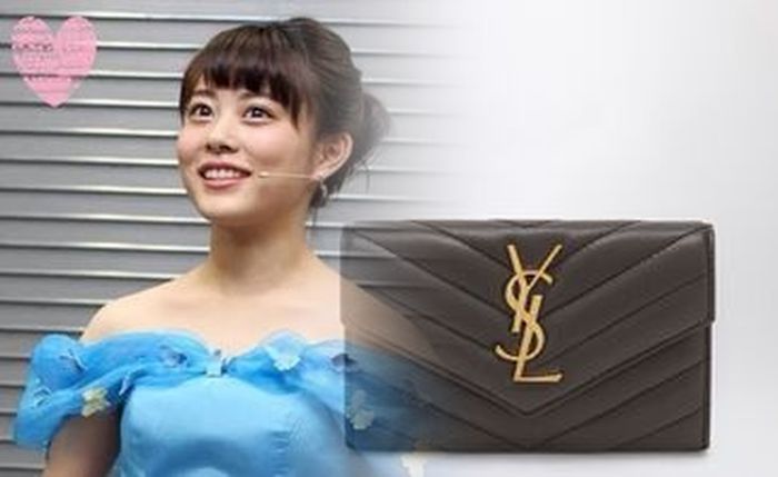 サン ローラン 財布 ピンク 二 つ折り