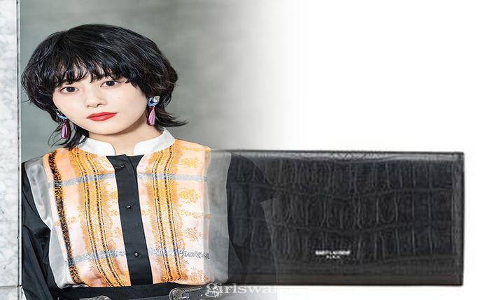 サン ローラン 財布 べたつき