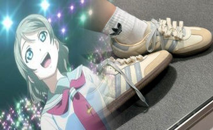 ナイキとアディダスではどちらの売上が大きいですか？