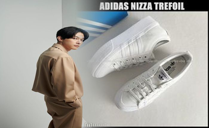 アディダス スニーカー レディース 黒 人気