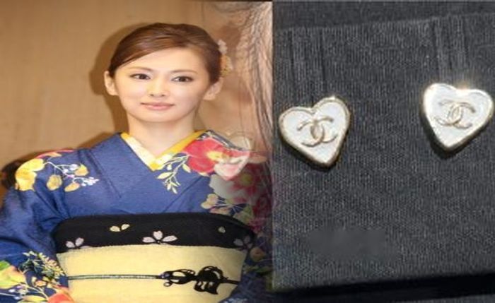 スーパー コピー シャネル ピアス