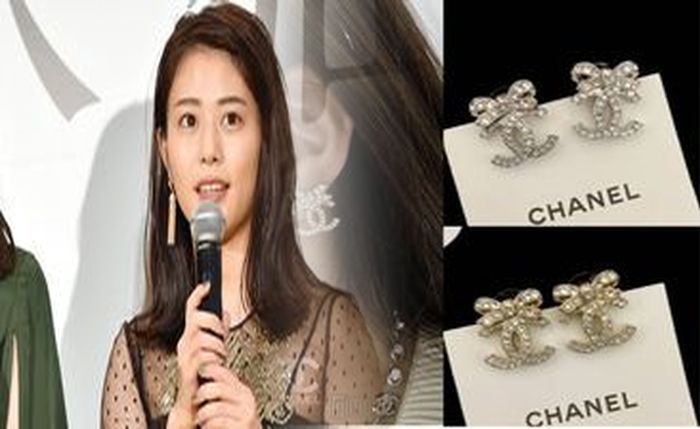 シャネル ライン ストーン ピアス