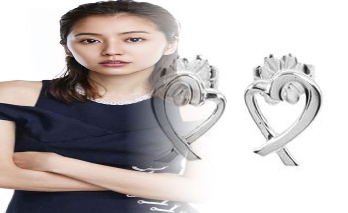 ティファニー インフィニティ ピアス シルバー