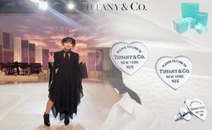 ティファニー ピンク サファイア ピアス