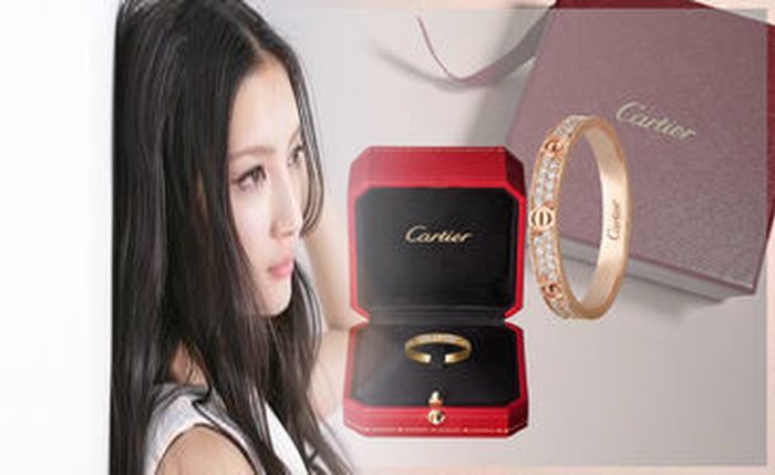 結婚 10 周年 指輪 カルティエ