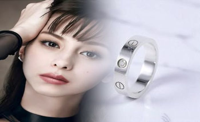 カルティエ 結婚 指輪 免税 店