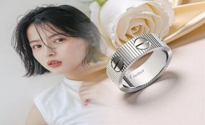 カルティエ 一 粒 ダイヤ 指輪