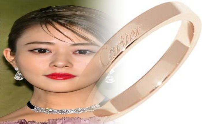 結婚 10 周年 指輪 カルティエ