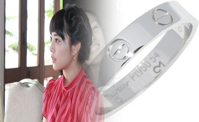 カルティエ ペア リング 値段