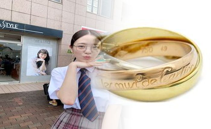 カルティエ 三 連 リング 値段