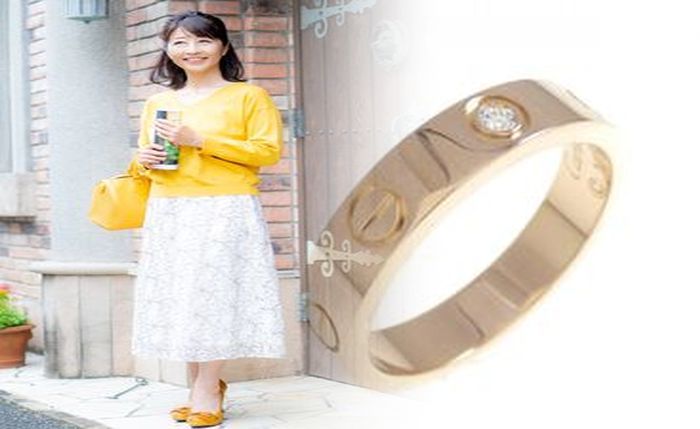 カルティエ トリニティ リング 値段