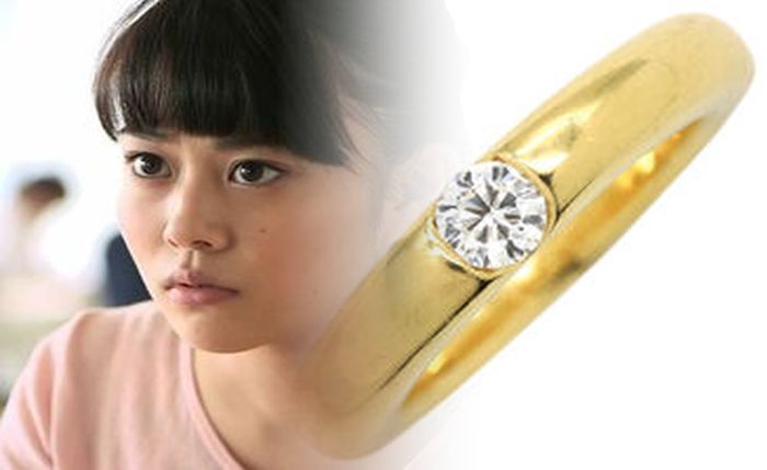 カルティエ love リング 結婚 指輪