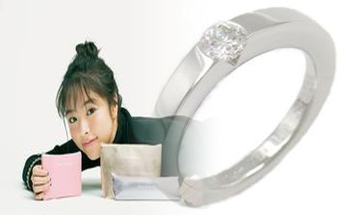 カルティエ 結婚 指輪 特典