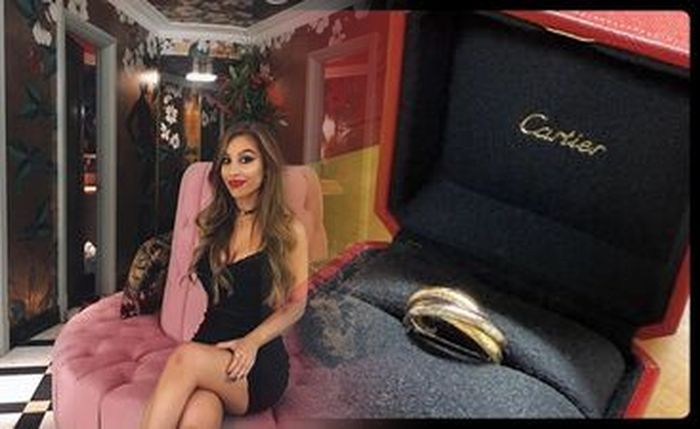 カルティエ 婚約 指輪 10 万