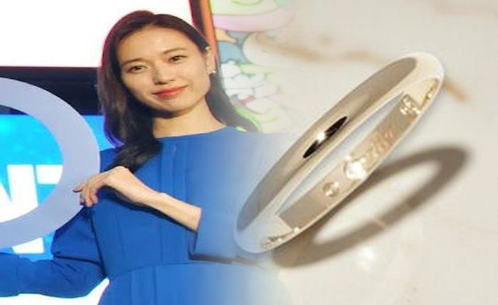 カルティエ の 結婚 指輪 値段