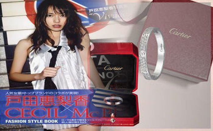 カルティエ 結婚 指輪 ストレート