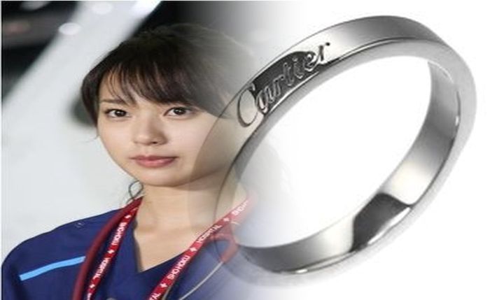 カルティエ 指輪 トリニティ 刻印