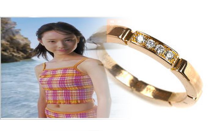 カルティエ トリニティ リング お守り