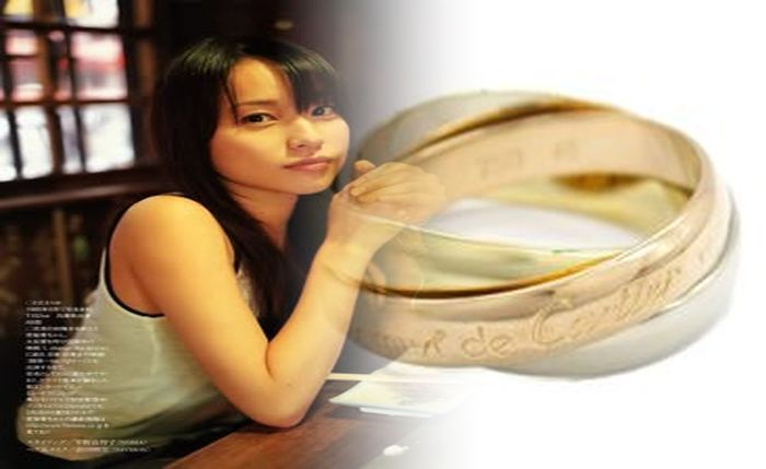 カルティエ 1895 婚約 指輪 値段