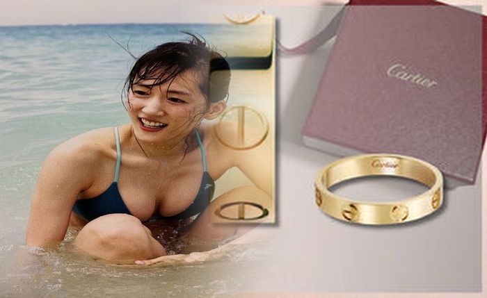 カルティエ 指輪 三 連 値段