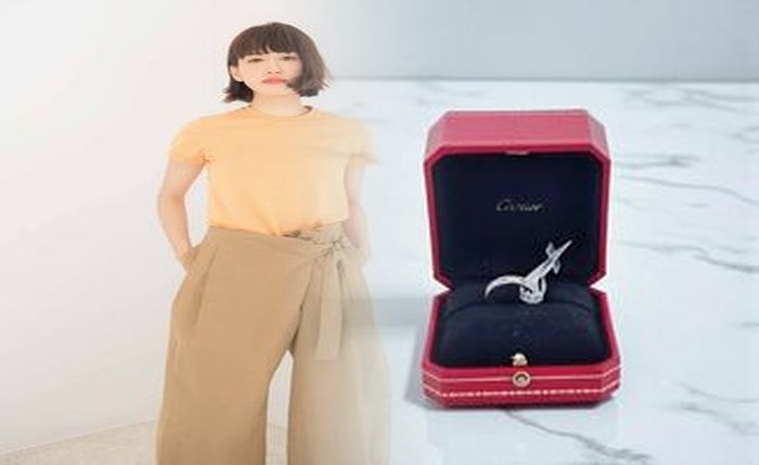 婚約 指輪 カルティエ 30 万