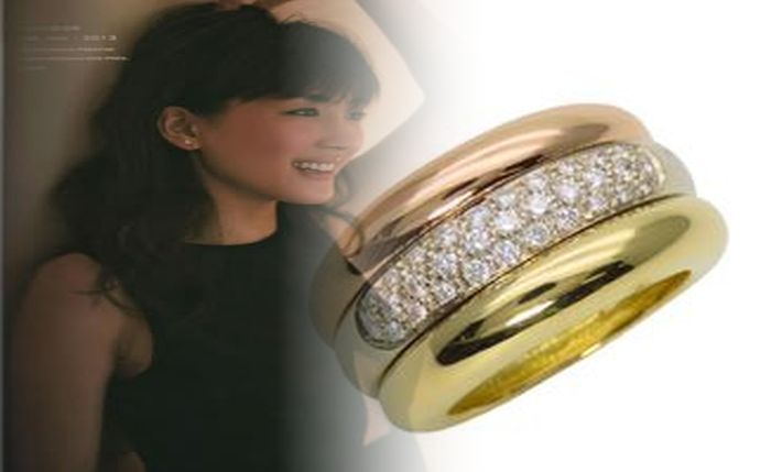 カルティエ 婚約 指輪 オーダー