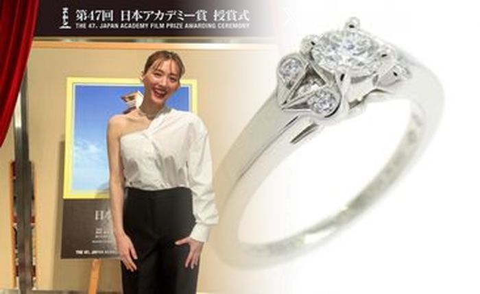 カルティエ 婚約 指輪 10 万