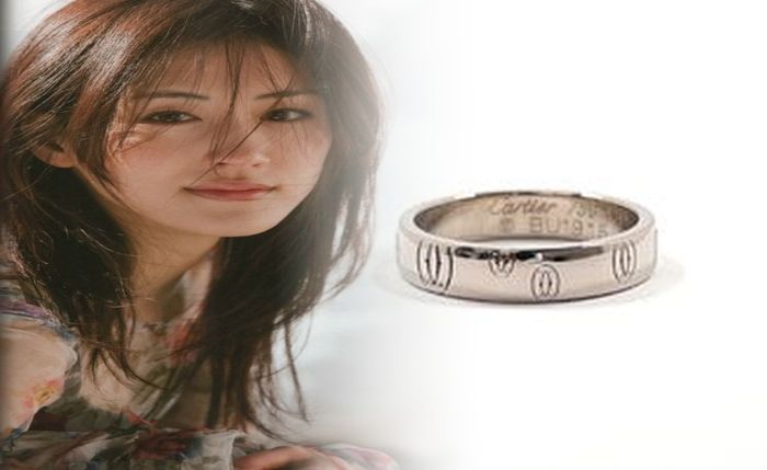 カルティエ 婚約 指輪 値段 相場