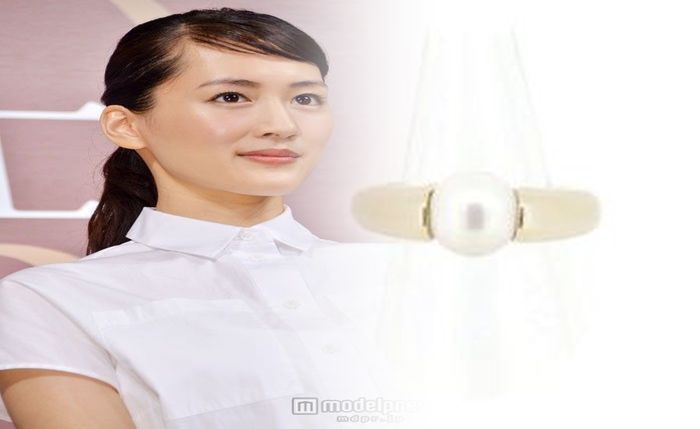 カルティエ 婚約 指輪 エタンセル