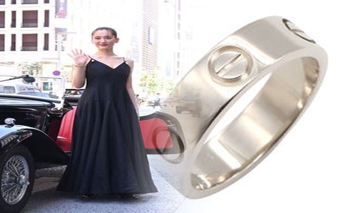 カルティエ ラブ リング ネックレス