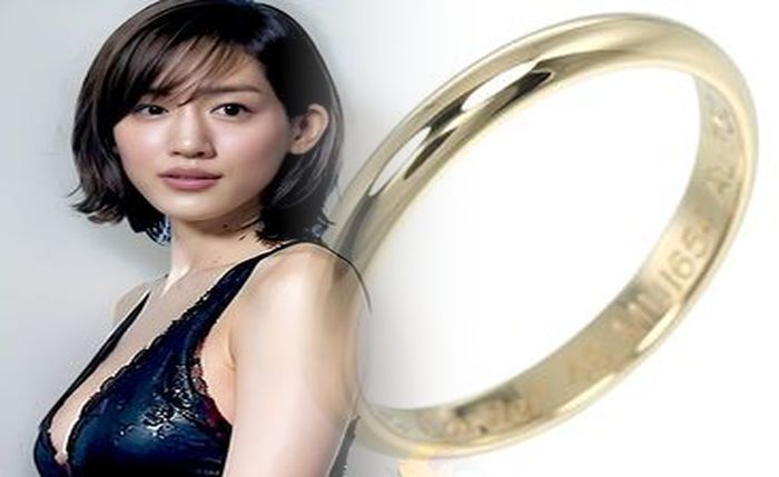 カルティエ トリニティ リング 値段