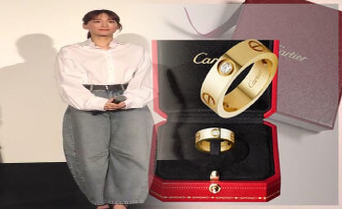 カルティエ ホワイト ゴールド リング