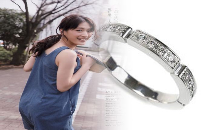 カルティエ ペア リング 値段