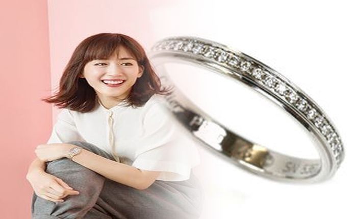 カルティエ 三 連 リング 新品