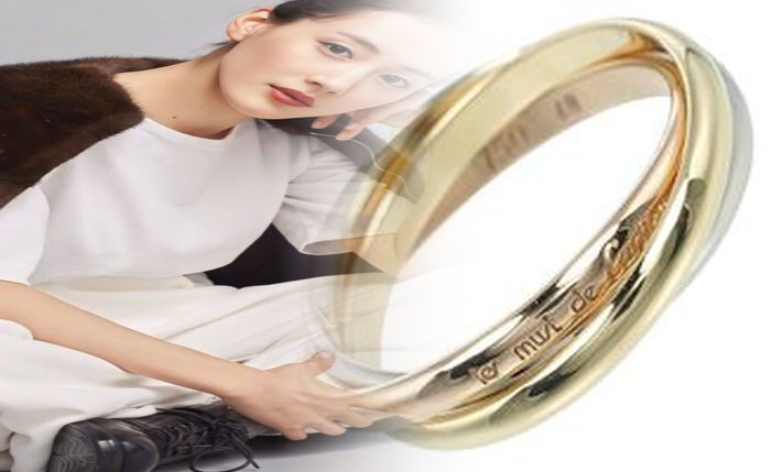 婚約 指輪 30 万 カルティエ