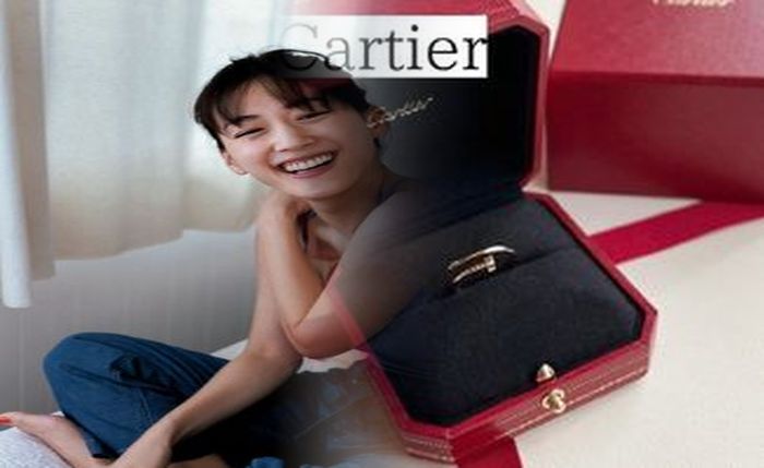 カルティエ 結婚 指輪 文字 入れ