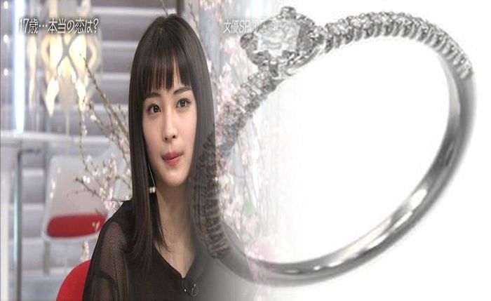 カルティエ トリニティ リング 刻印