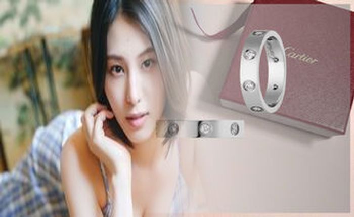 カルティエ ヌーベル バーグ リング