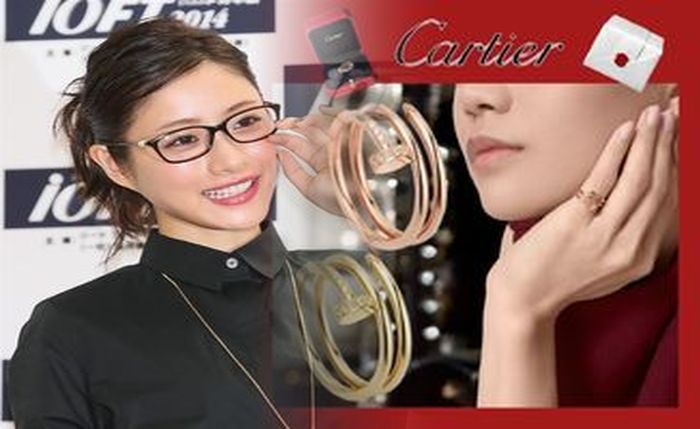 婚約 指輪 カルティエ バレリーナ 価格