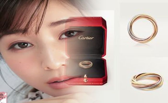 カルティエ ラブ リング 値段