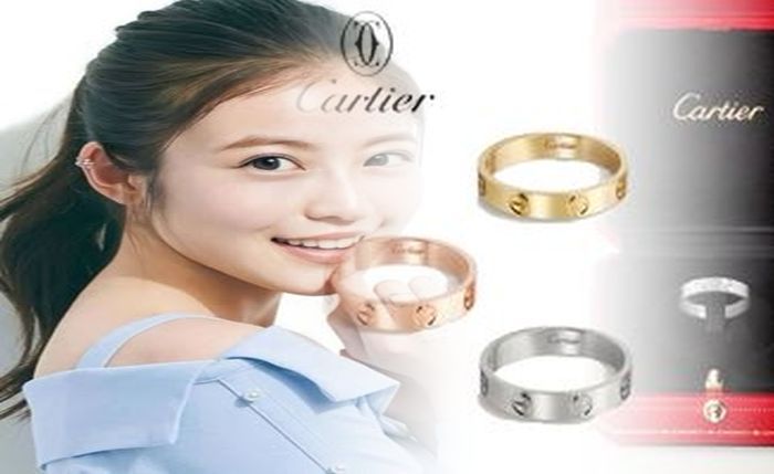 結婚 指輪 ネックレス カルティエ