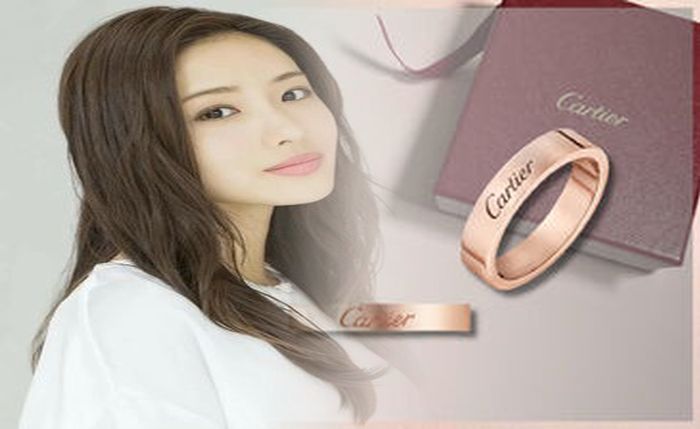カルティエ 婚約 指輪 エタンセル